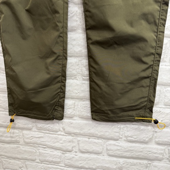 Rue 21 Nylon Cargo Pants Mens Small Straight Leg 8 Pockets Army Green Pants New - Picture 4 of 16